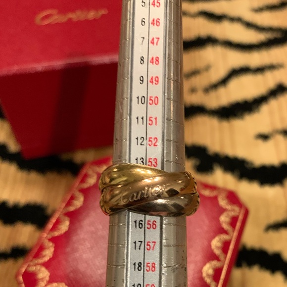 Cartier Classic Trinity Ring - Picture 6 of 13